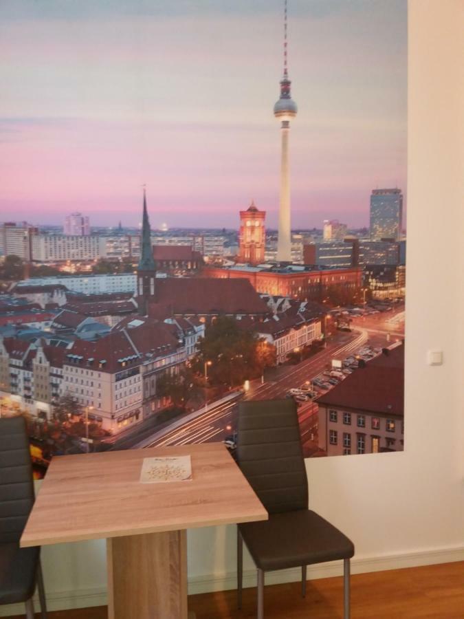 Ferienwohnung Берлин Екстериор снимка