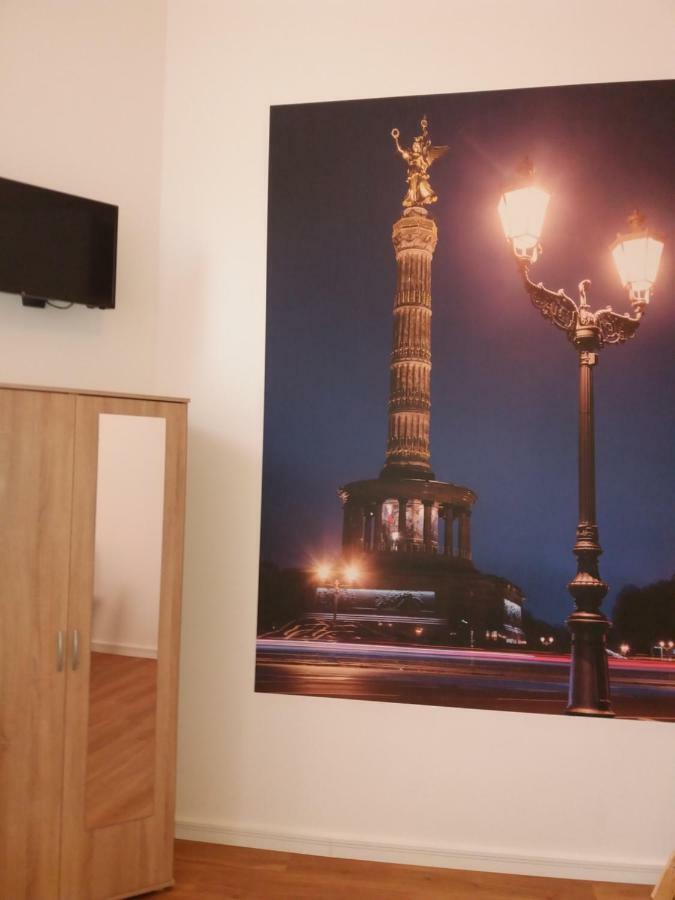 Ferienwohnung Берлин Екстериор снимка