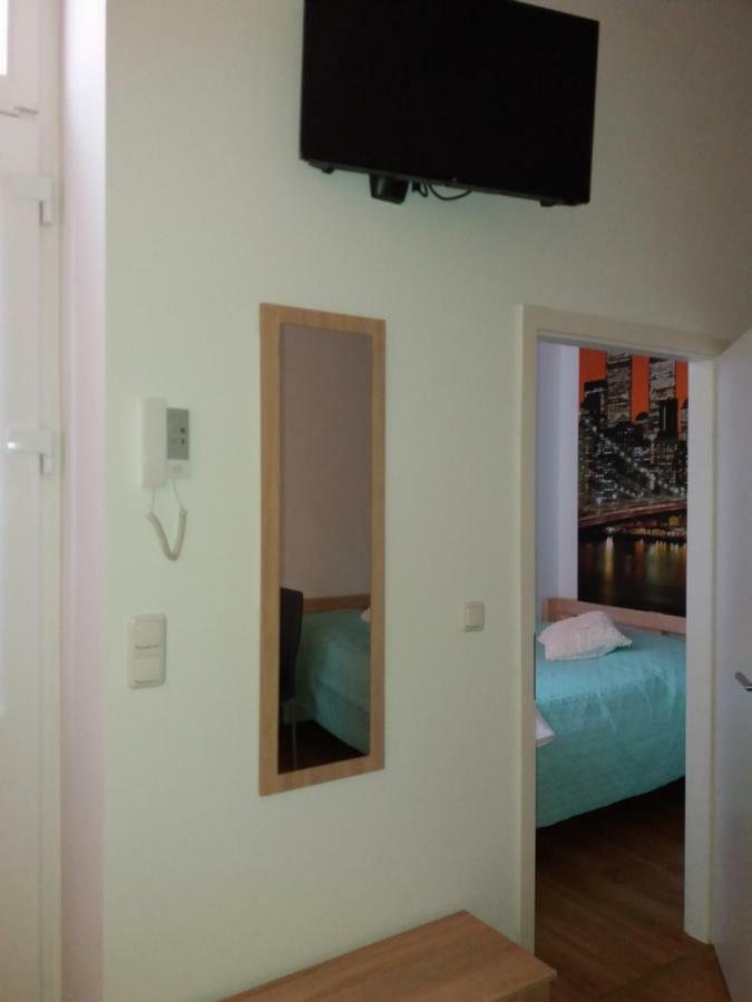 Ferienwohnung Берлин Екстериор снимка